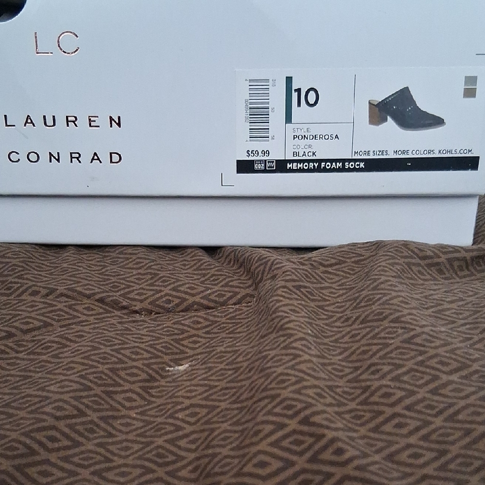 LC Lauren Conrad Black Mules